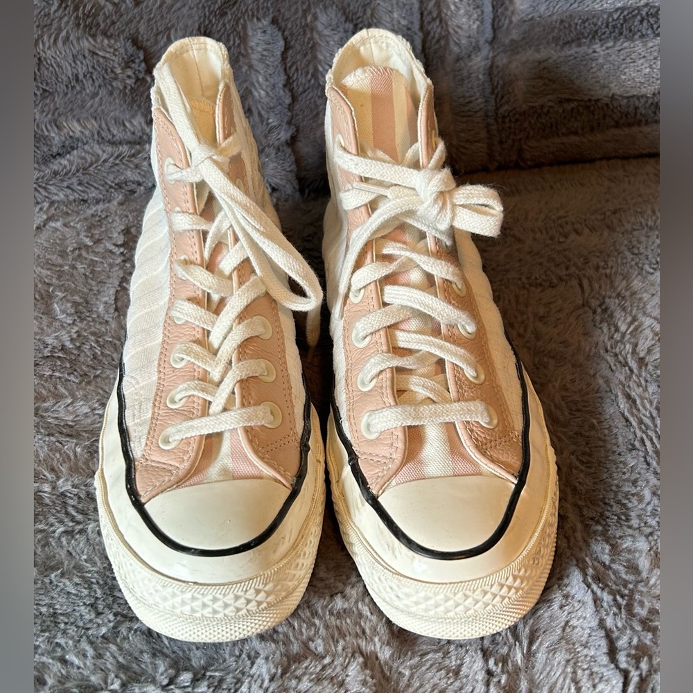 Converse Women's High-Top Sneakers in Cream and Pink
